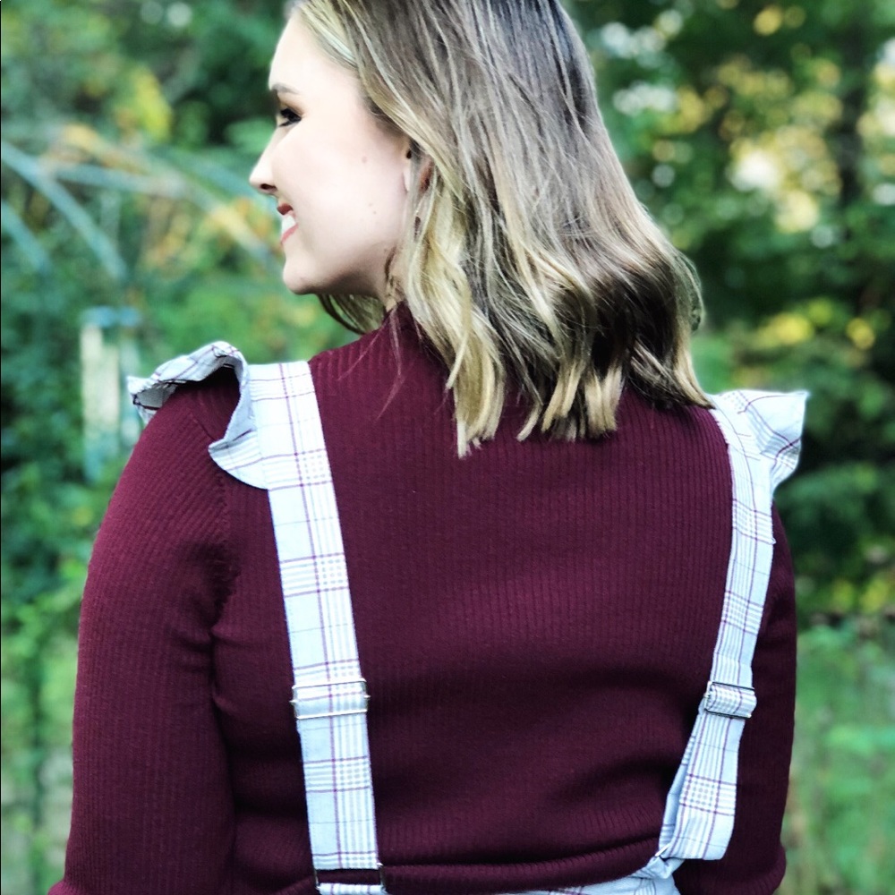 Umgee Wide Leg crop overalls with ruffle detailing - Picture 2 of 7